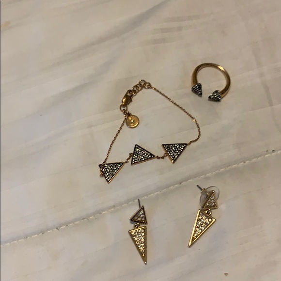 Michael Kors jerwelry - Picture 1 of 1